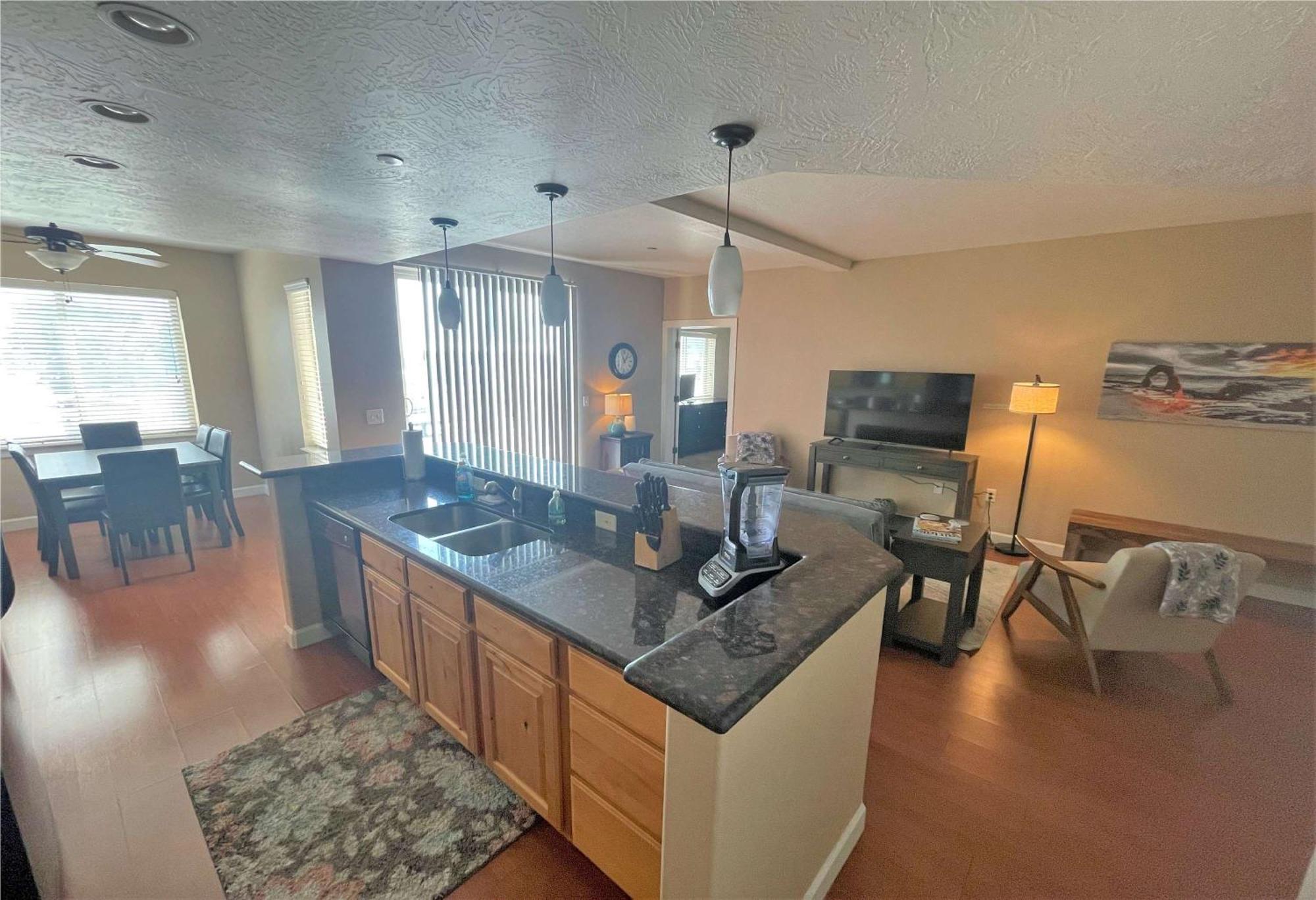 Deluxe Downtown Condo Close To Everything! Salt Lake City Bagian luar foto